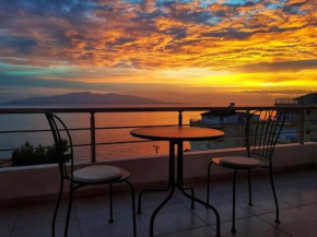 Poseidon Apartments - Amazing sea view